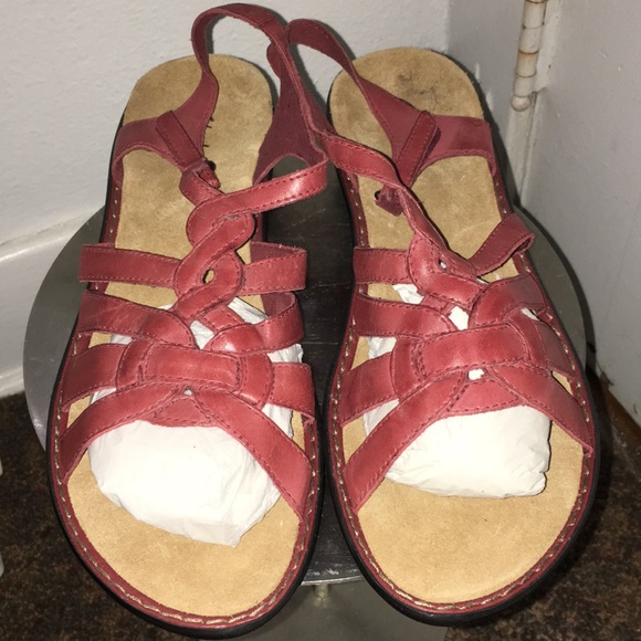 Clarks Shoes - New women’s Clarks